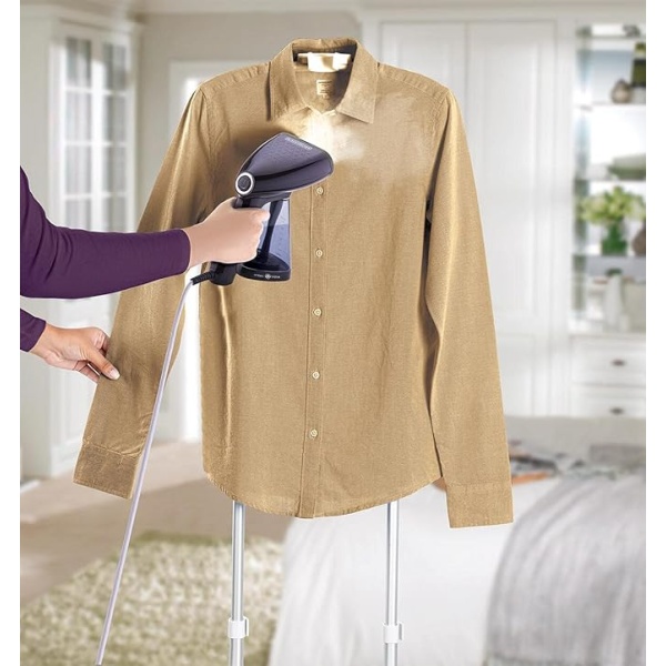 Black & Decker 1500W Handheld Handy Garment Steamer, Purple - HST1500-B5 - Image 2