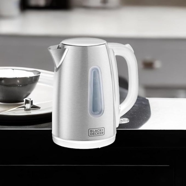 Black & Decker 2200W 1.7L Cordless Electric Kettle With Water-Level Indicator, Removable Filter, Auto Shut-Off And Stainless Steel Body, Perfect for Warm Beverages JC454-B5 - Image 3