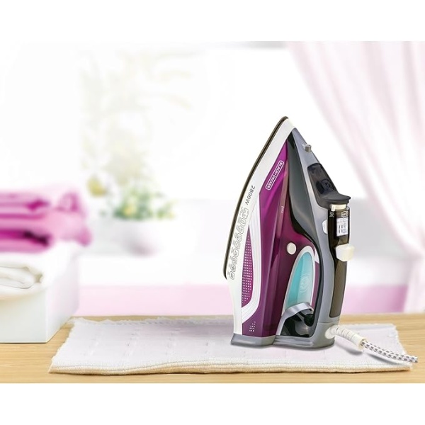 Black & Decker Digital Steam Iron, 2800 Watt, Multicolor - X2250-B5 - Image 2
