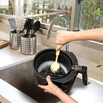 ⁦بلاك اند ديكر قلاية بدون زيت بتقنية التسخين الحراري السريع AF250G-B5، 2.5 لتر، 800 جم - اسود وذهبي⁩ - الصورة ⁦2⁩