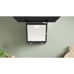 ⁦شفاط بوش مائل 60 سم سيري 2 - معدل الشفط 360 متر مكعب / ساعة - إضاءة LED - زجاج أسود - DWK63PJ61T⁩ - الصورة ⁦4⁩